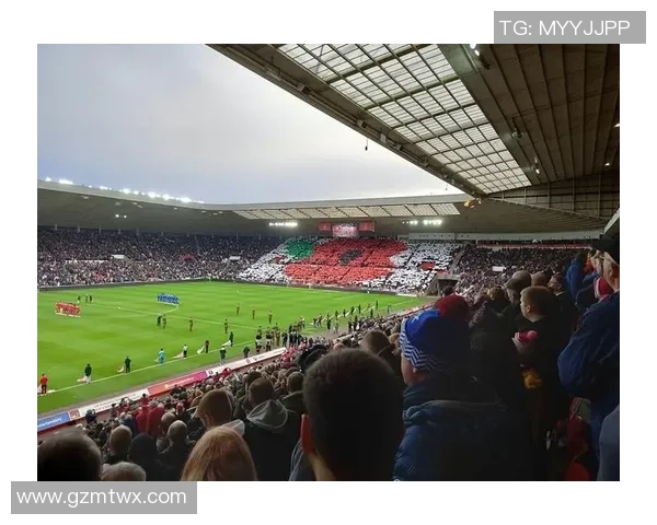 十年前的足球传奇风采,回顾那些曾经闪耀绿茵场的黄金岁月 十年前的足球传奇风采,回顾那些曾经闪耀绿茵场的黄金岁月